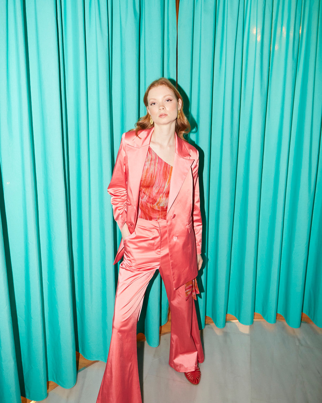 Luna shiny cotton coral blazer