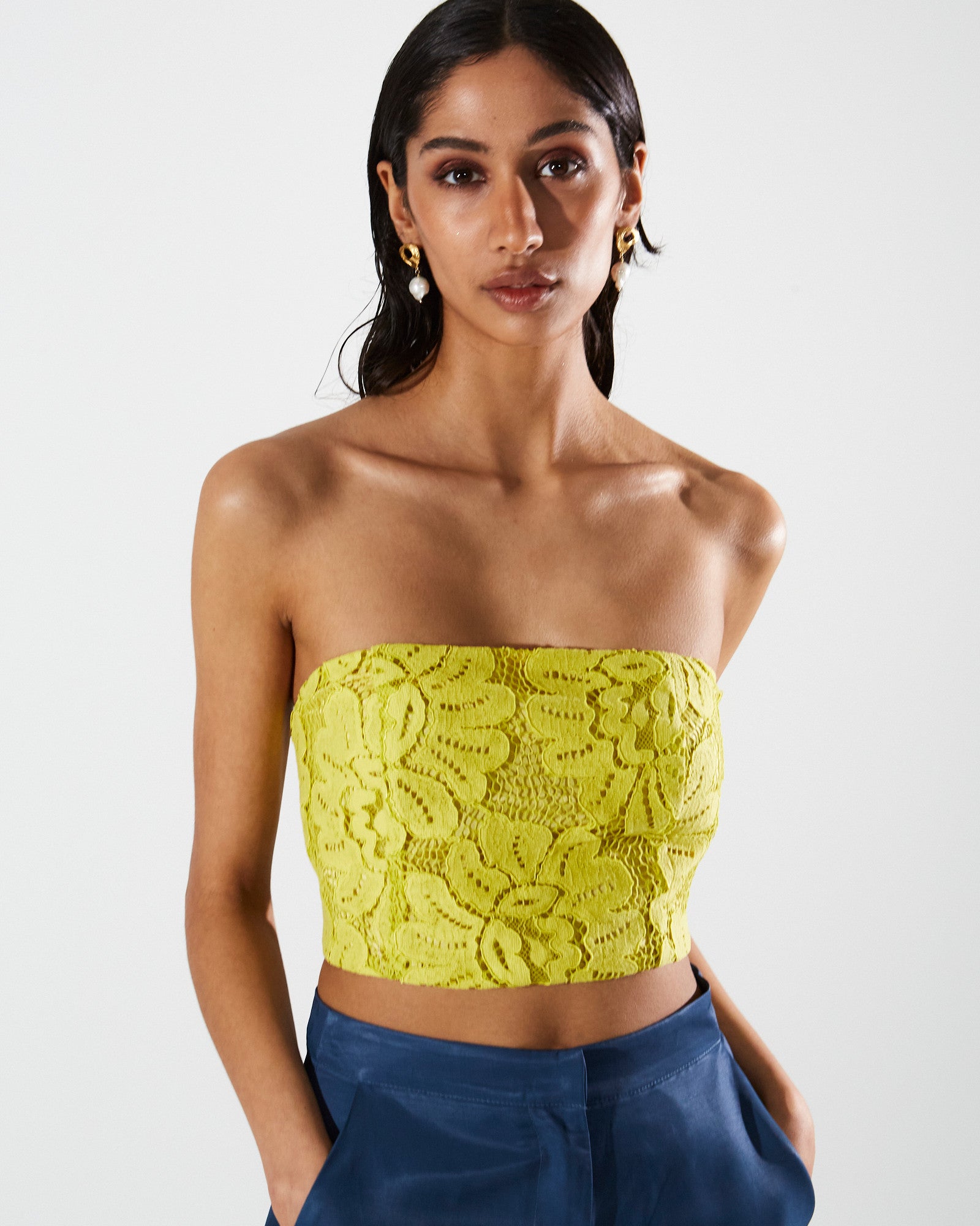 Simone lace strapless top