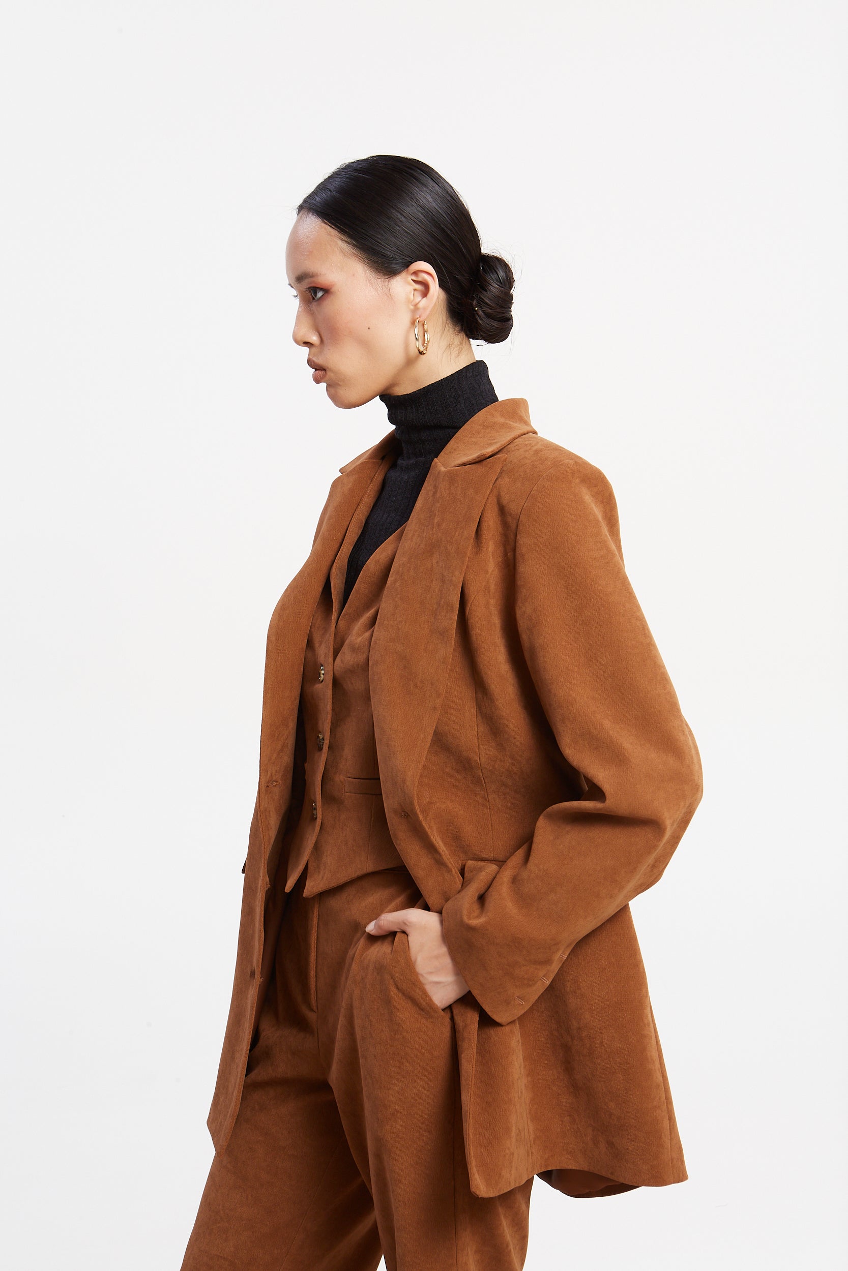 Andrea oversized camel blazer