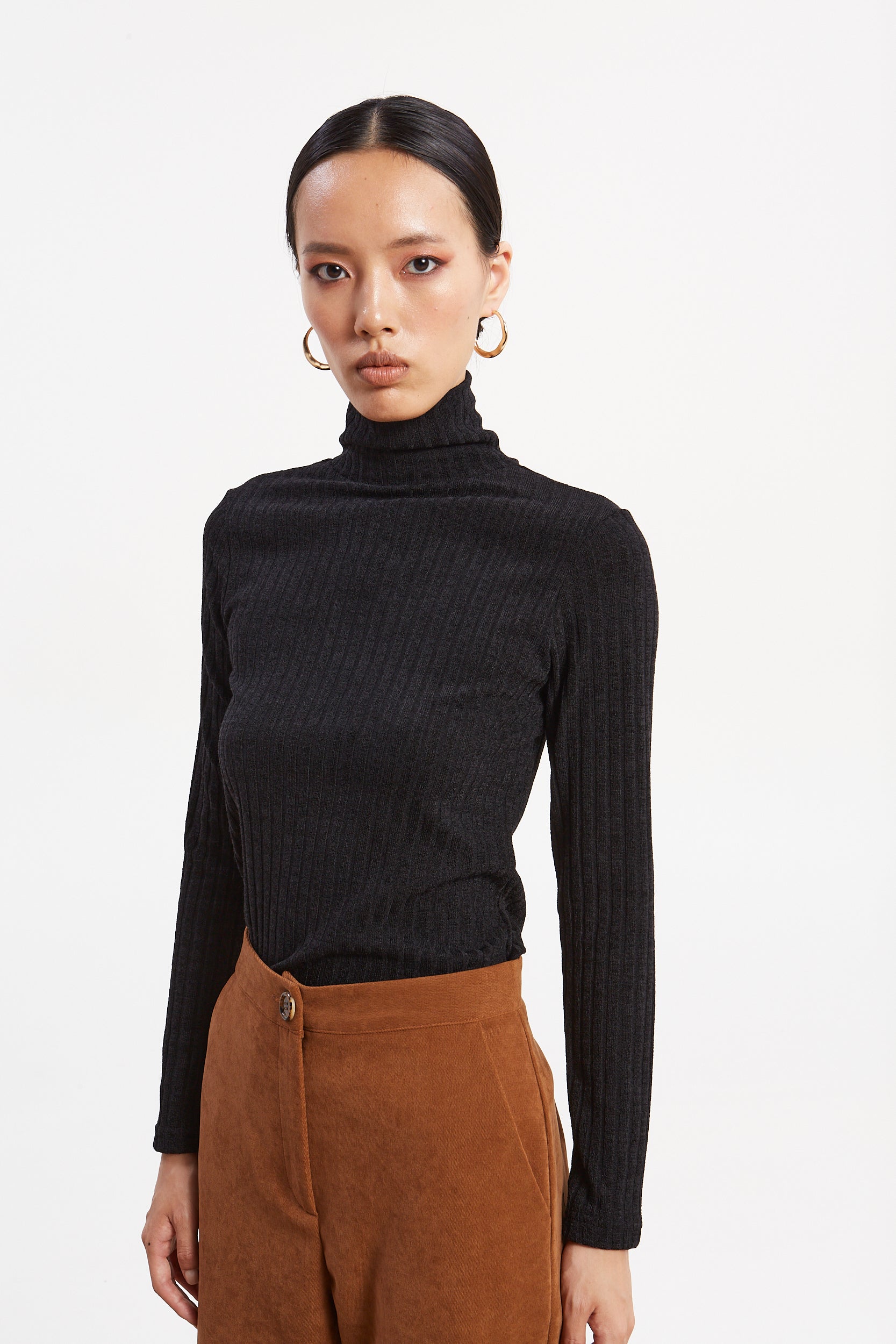 Matilda rib knit turtleneck black top