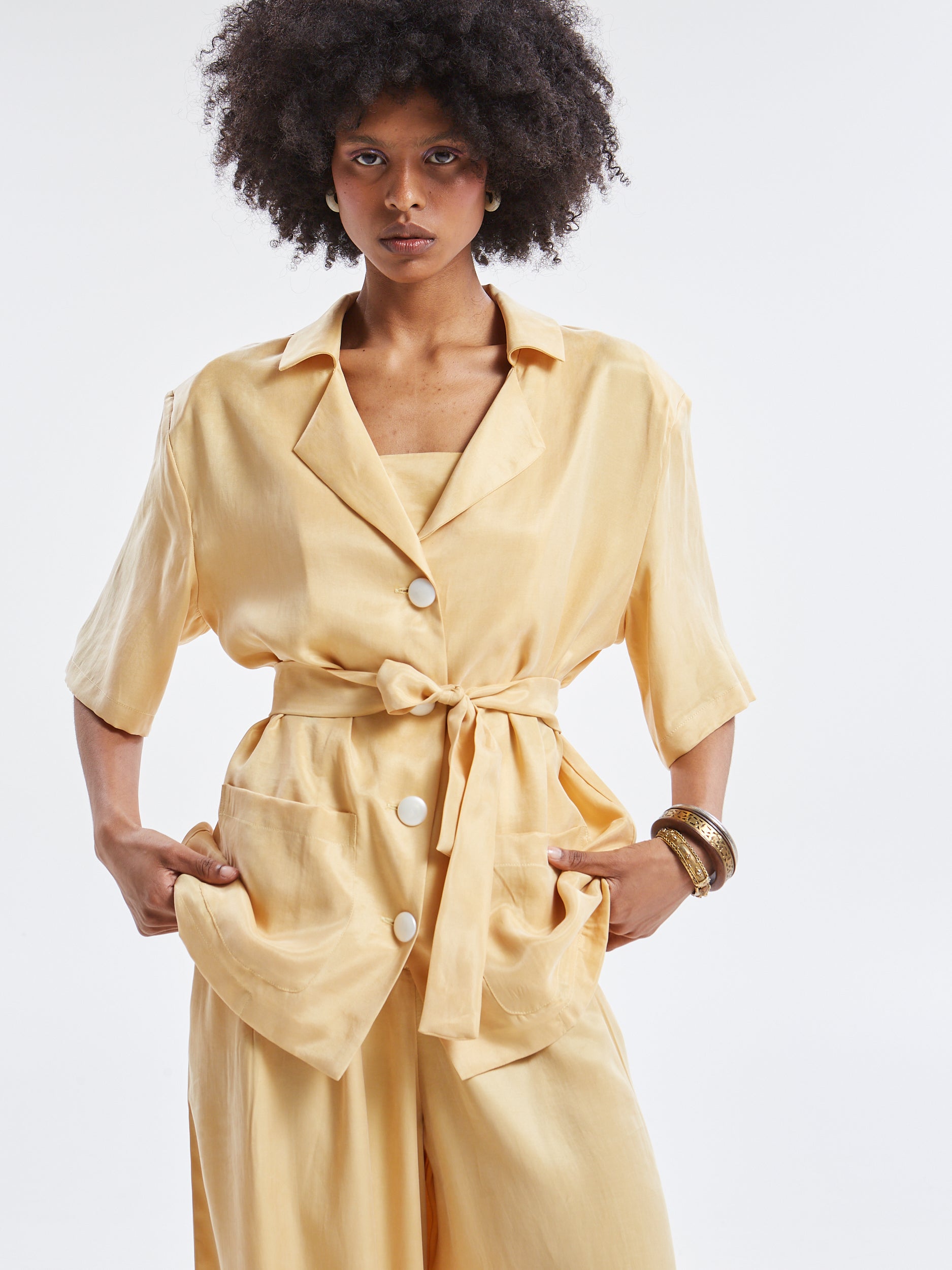 Ilyra lyocell short sleeve banana blazer