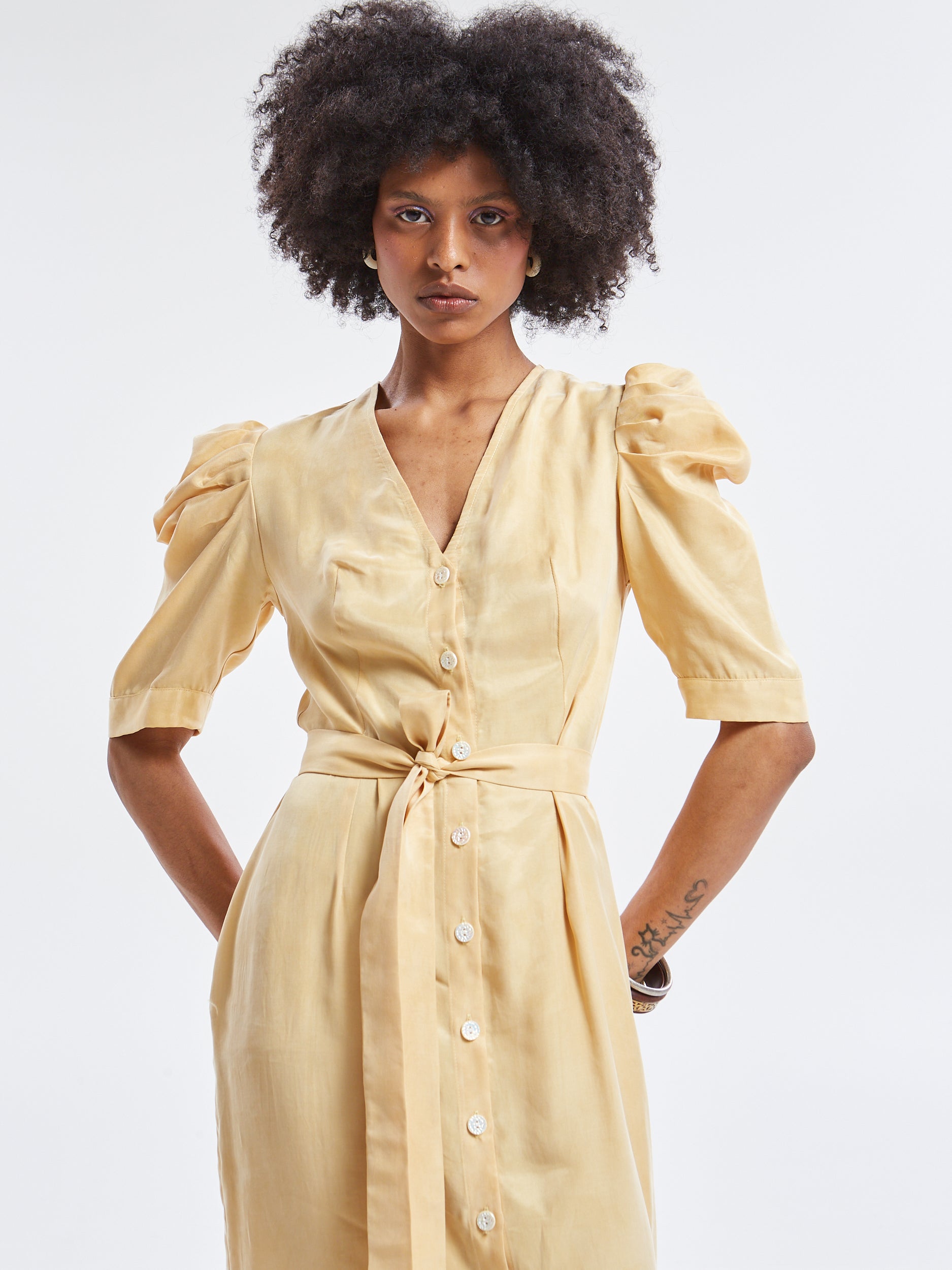 Ilyra lyocell banana button dress