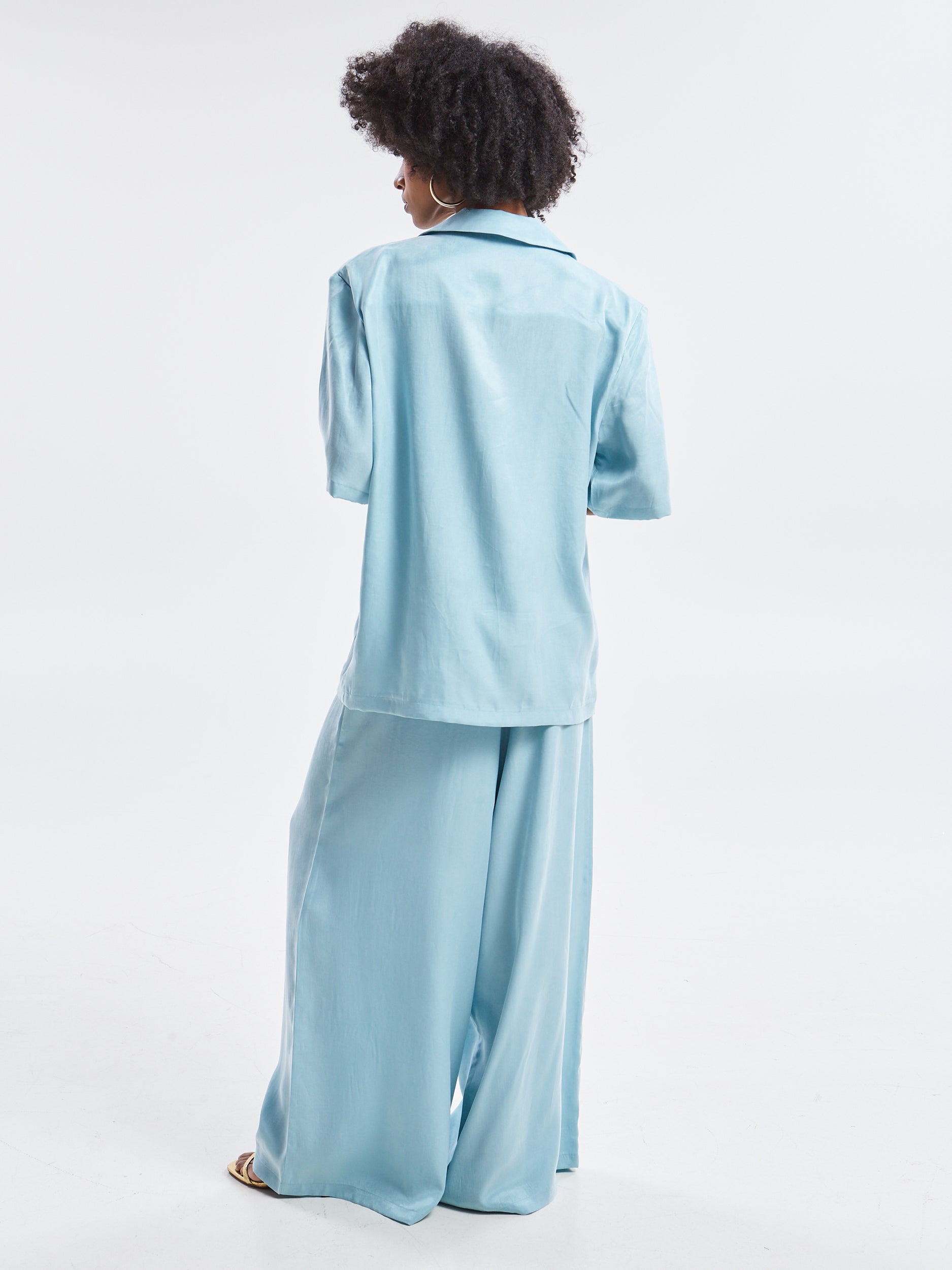 Ilyra lyocell short sleeve azure blazer