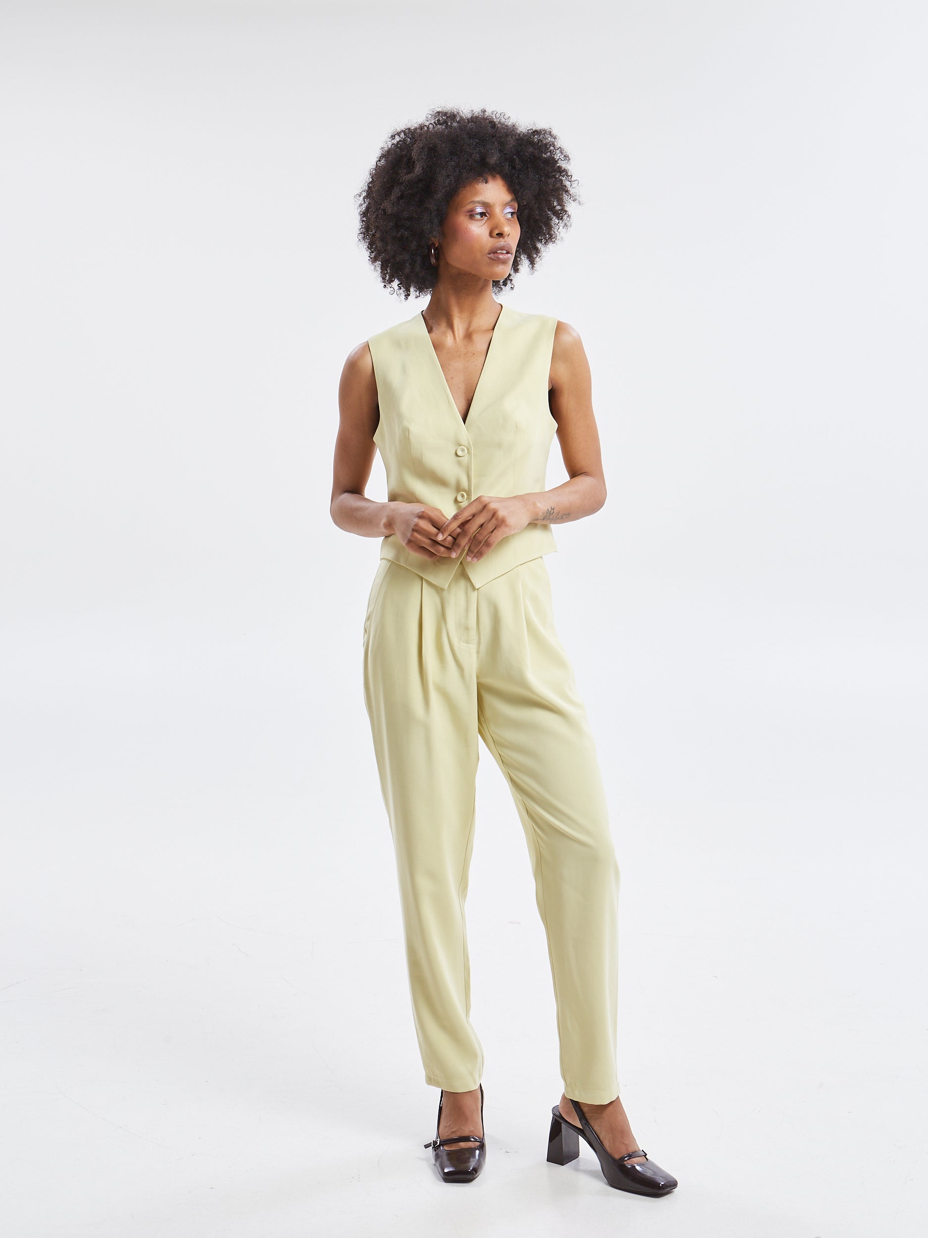 Mireya banana vest