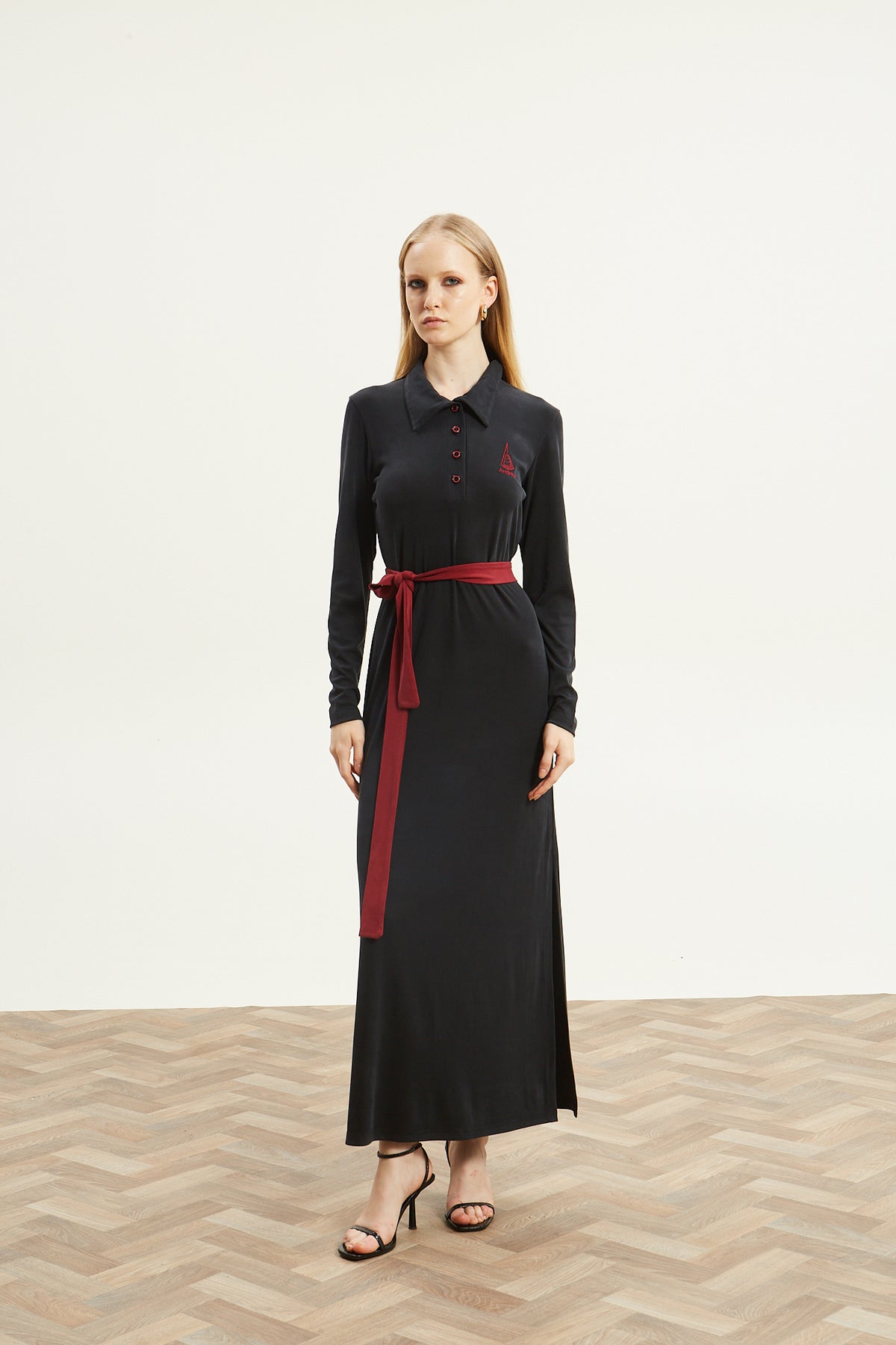 Nina polo black dress