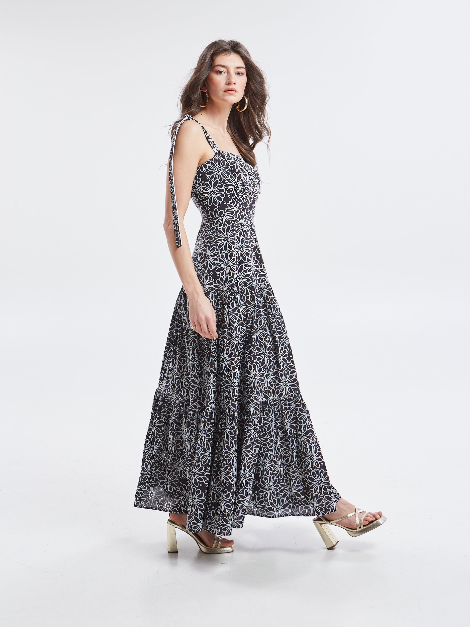 Aurelia broderie black dress