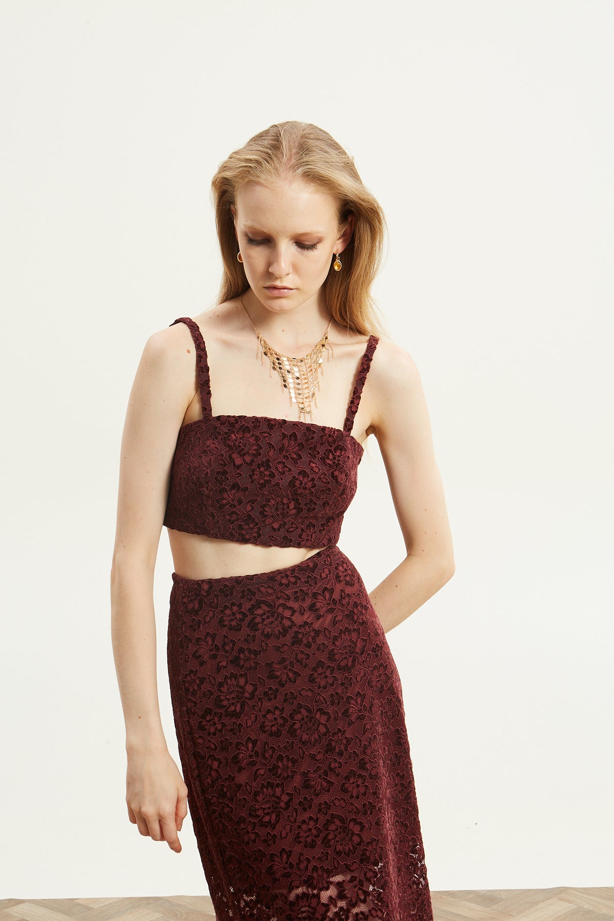 Davina lace bordeuax top
