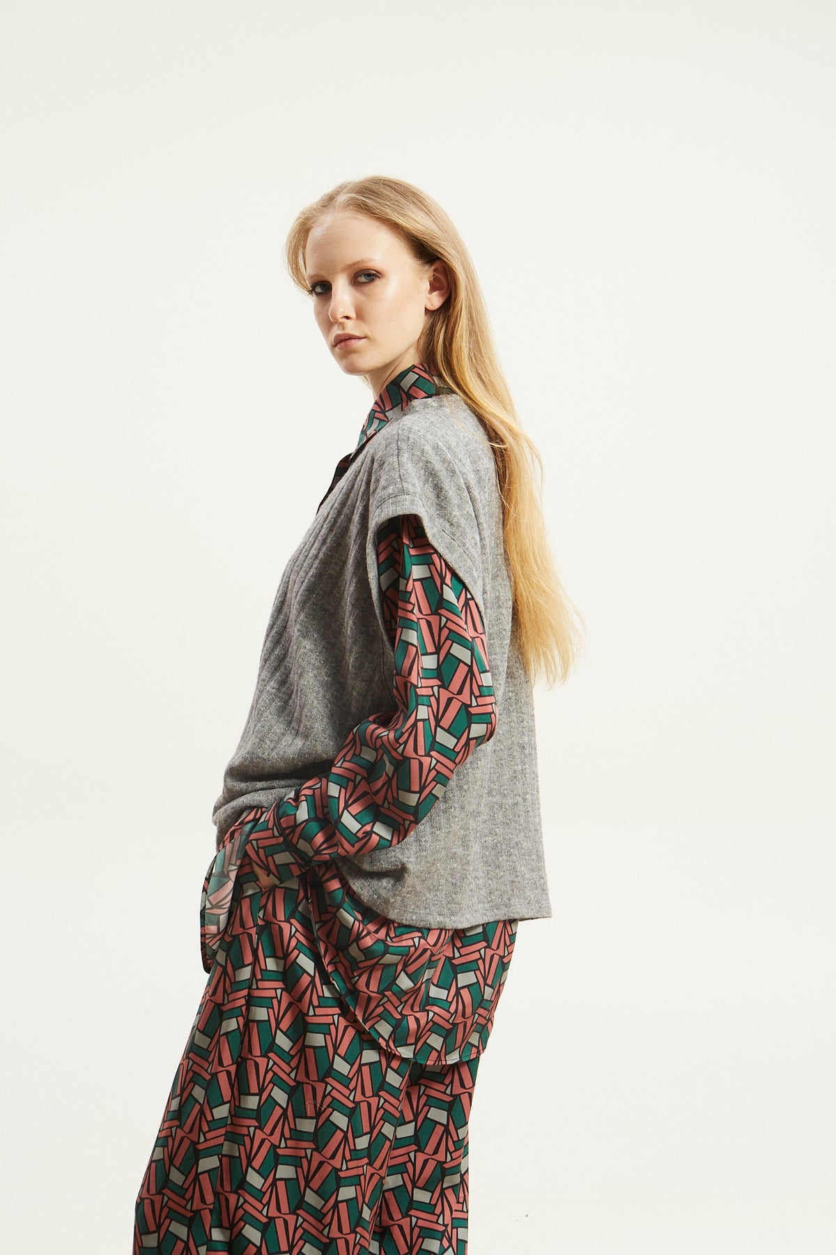 Celia knitted grey vest