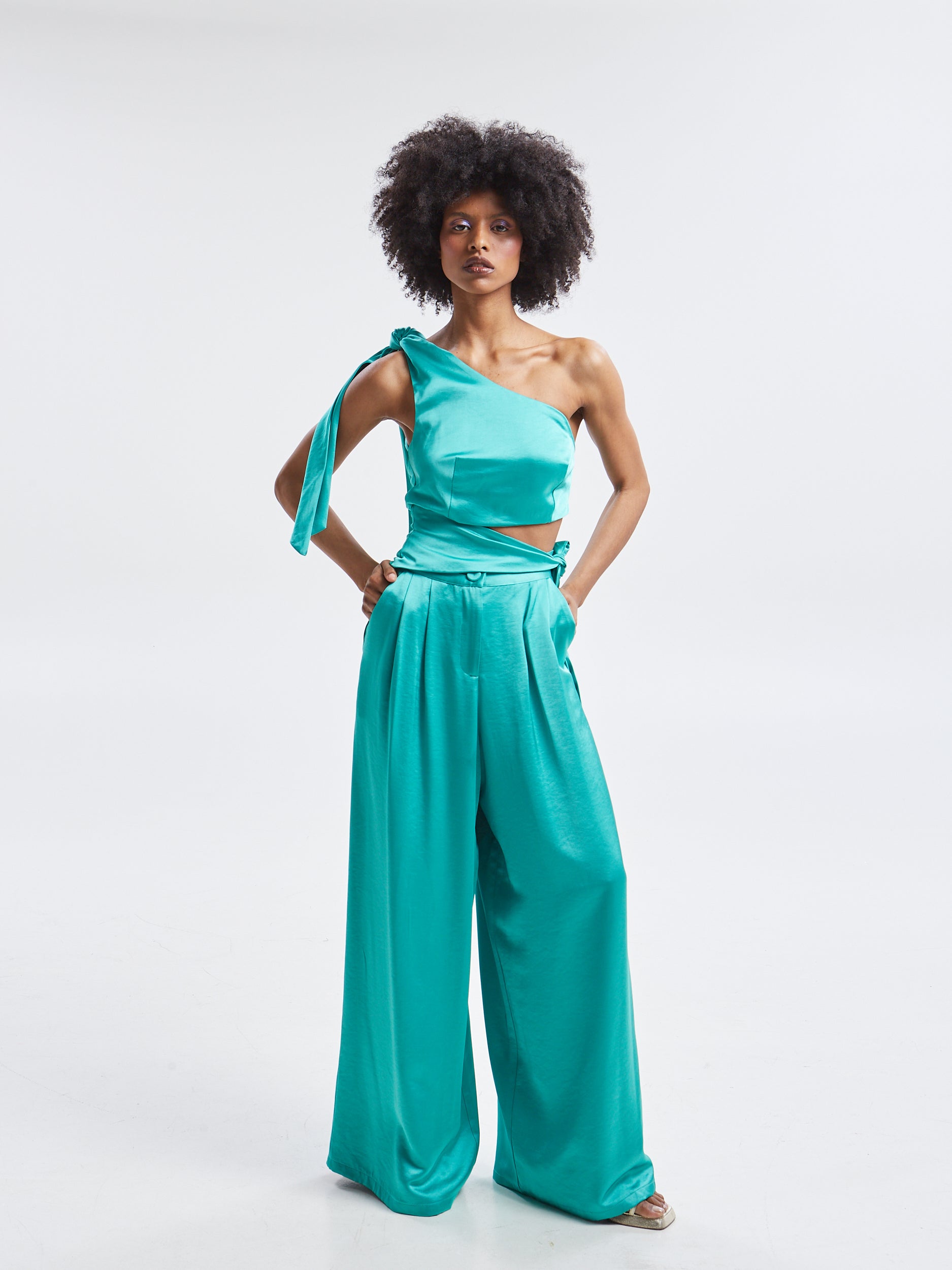 Noelia satin green pants