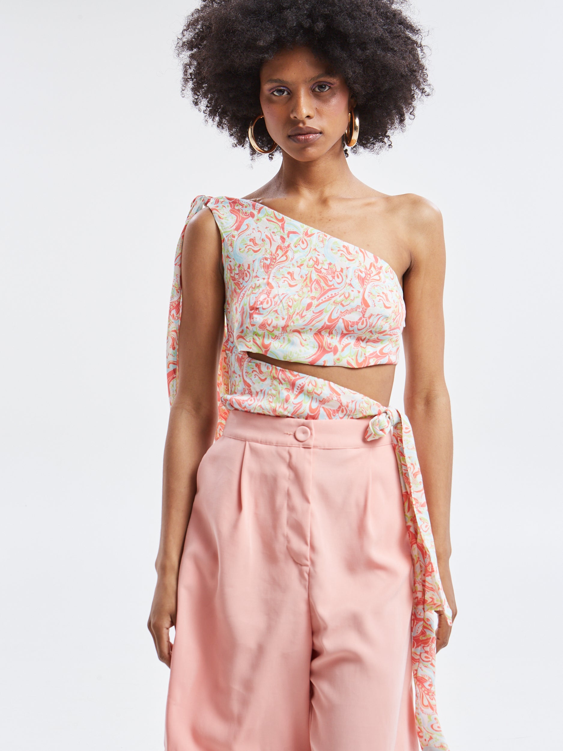 Mireya peach Bermuda