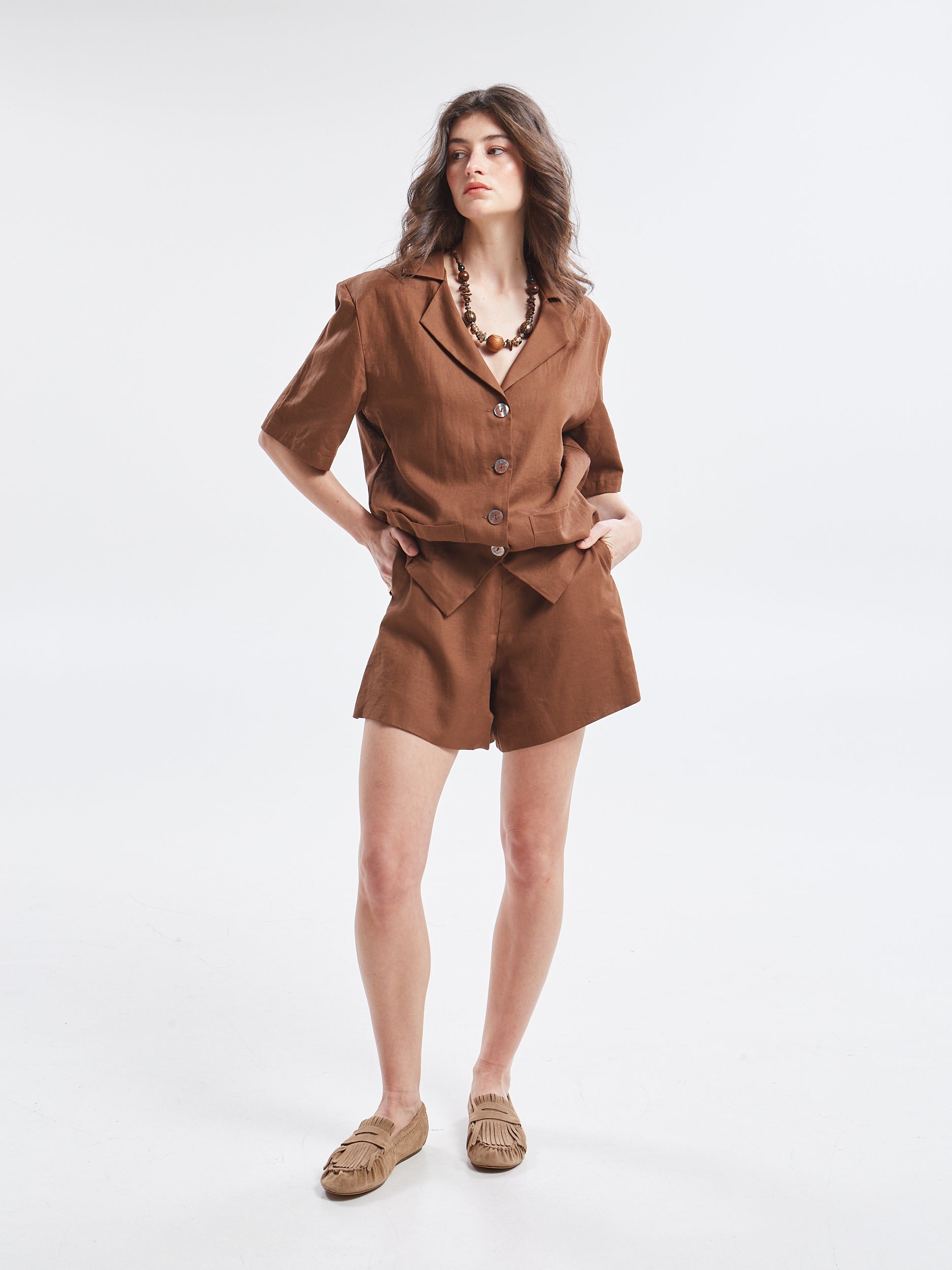 Maribel linen brown shorts