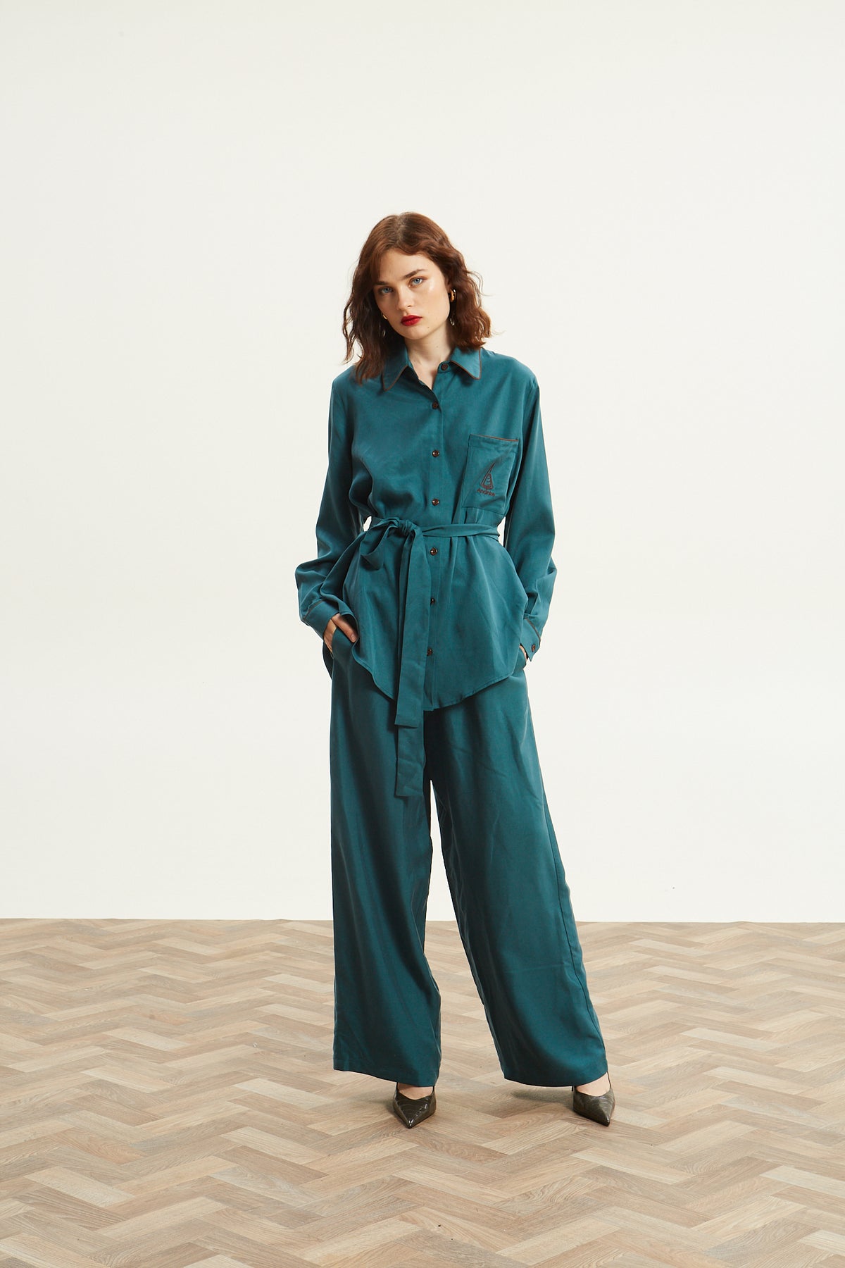 Yuna lyocell emerald pants