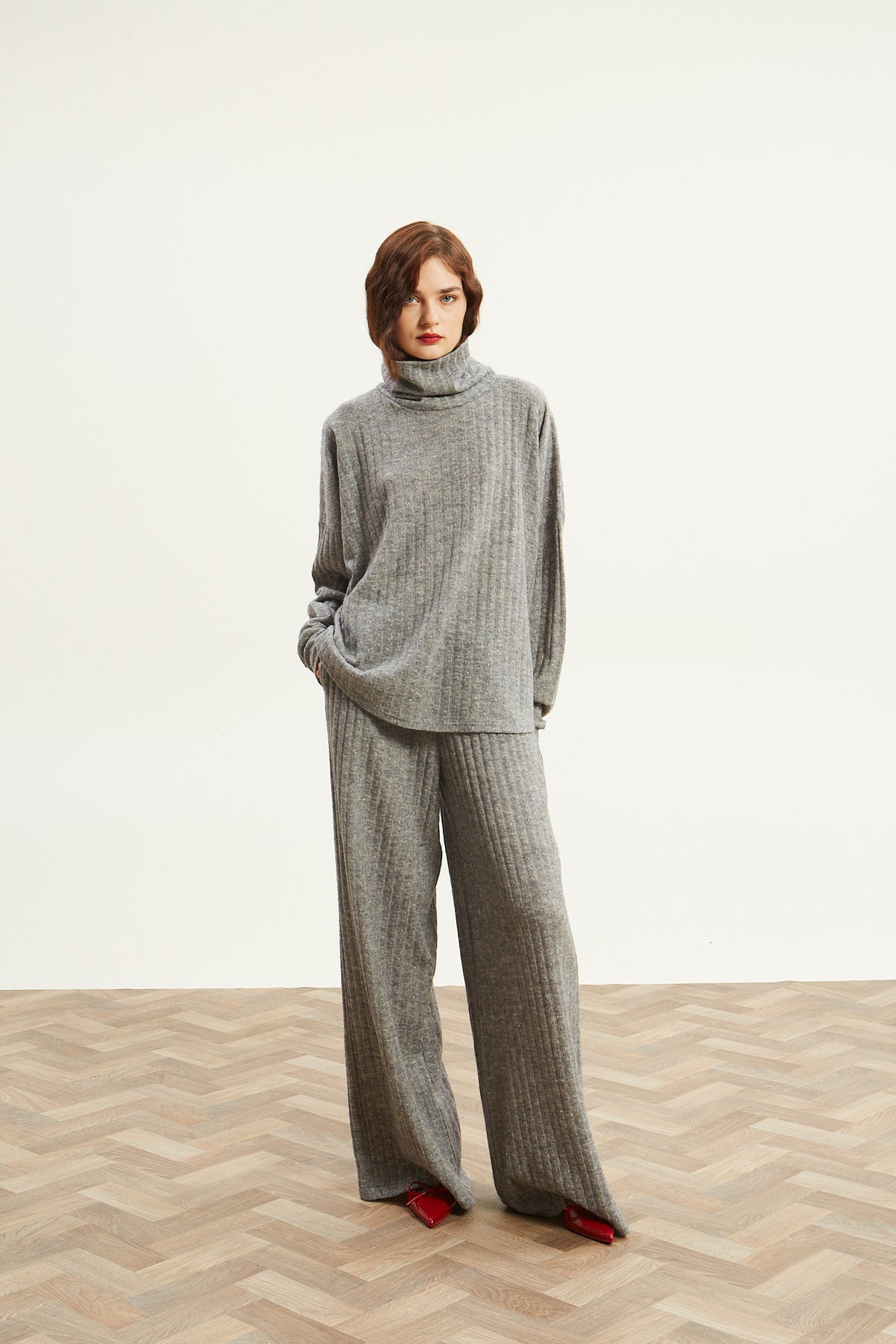 Celia knitted grey pants