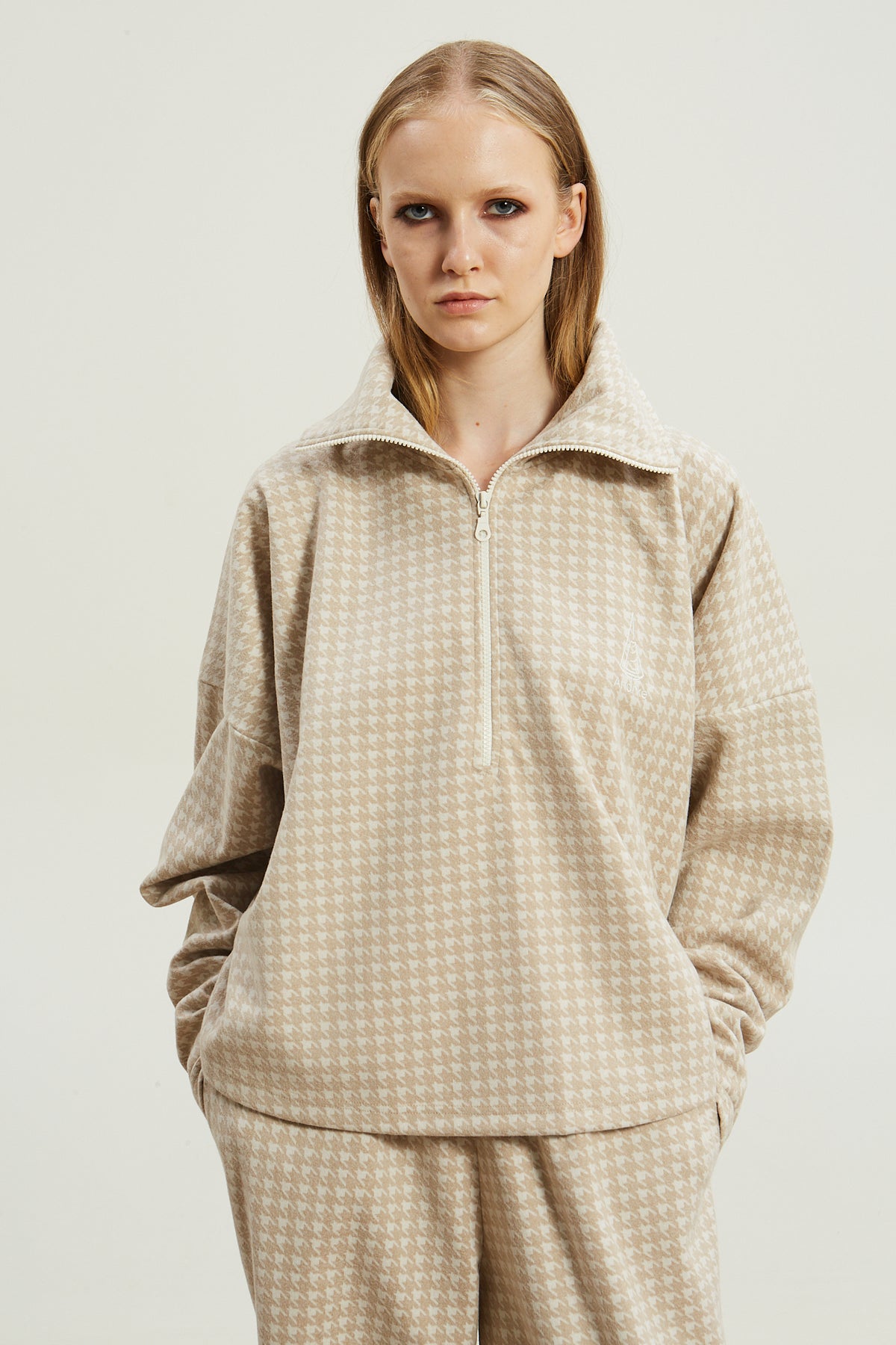 Leslie pied de poule beige top