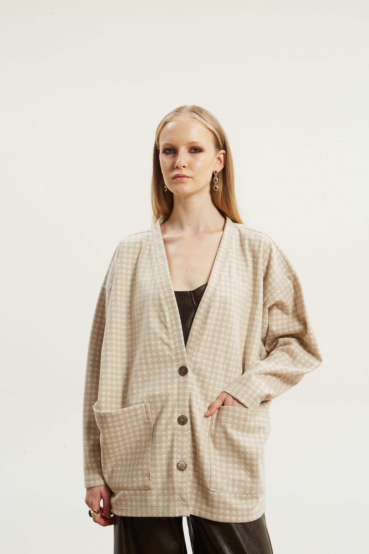 Leslie pied de poule beige cardigan