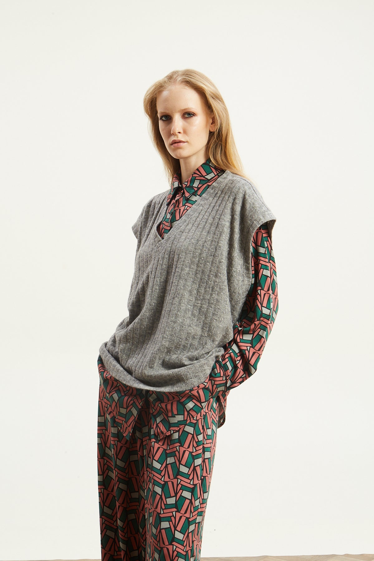 Celia knitted grey vest