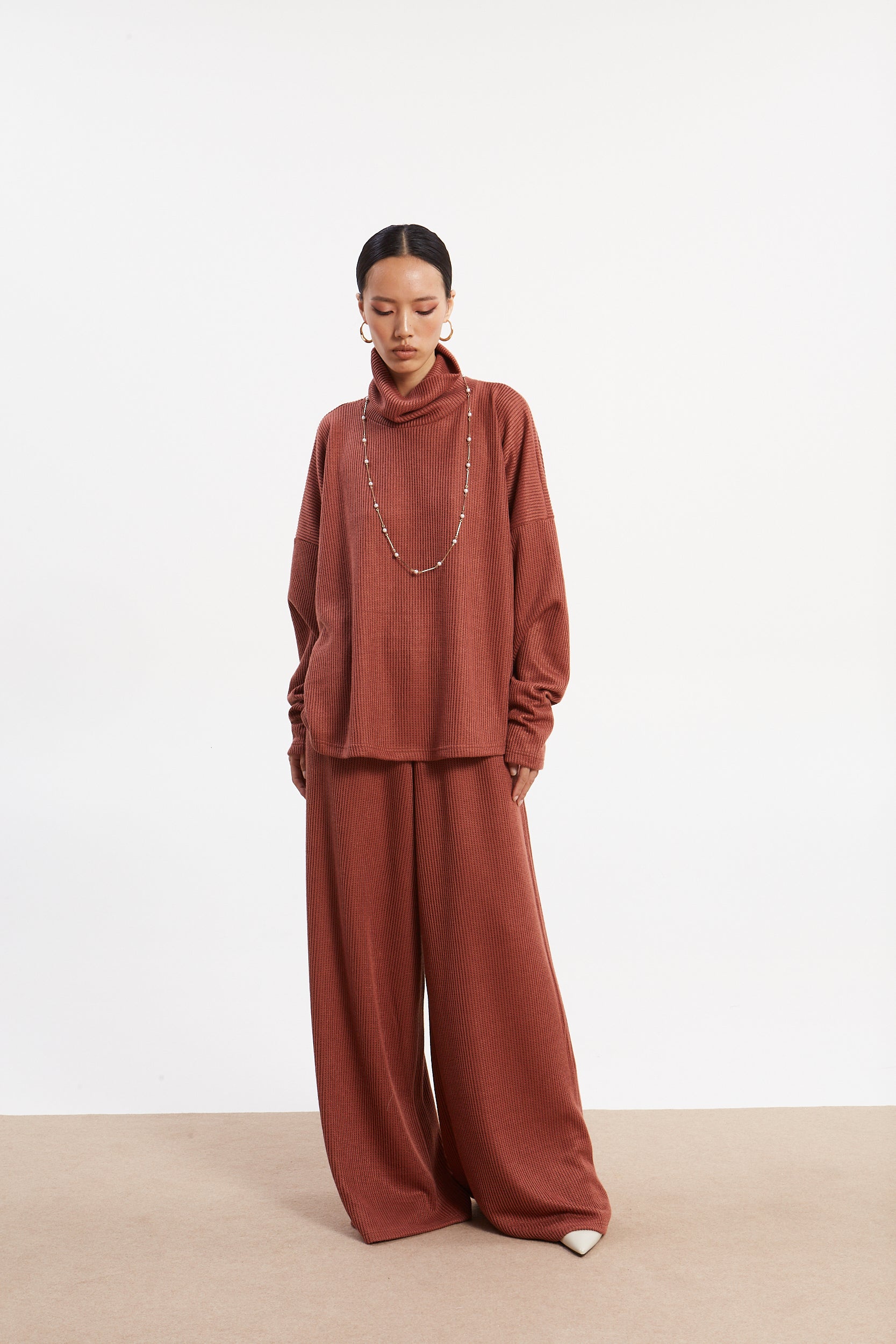 Dorothy knitted dusty pink pants