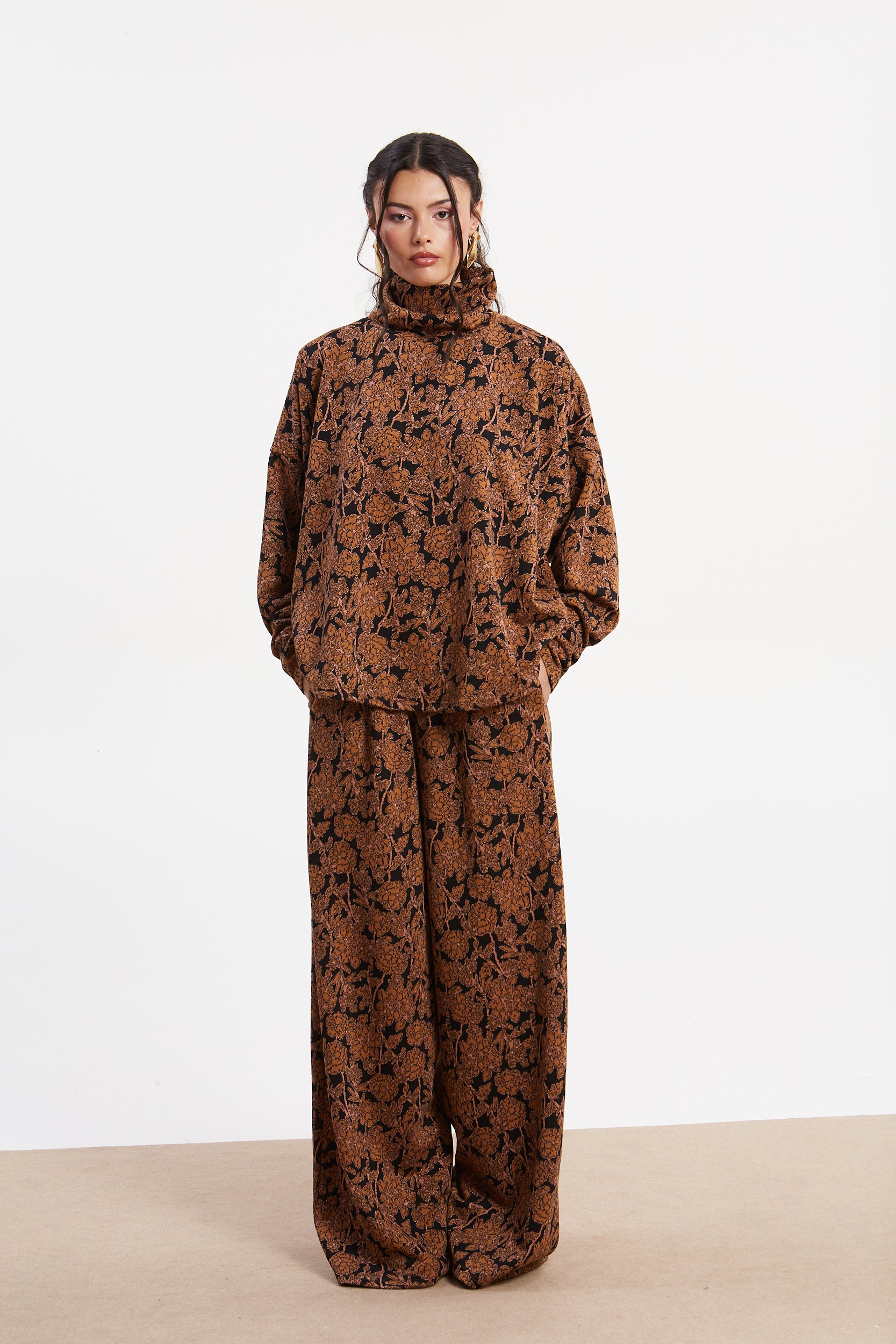 Maeve floral brown pants