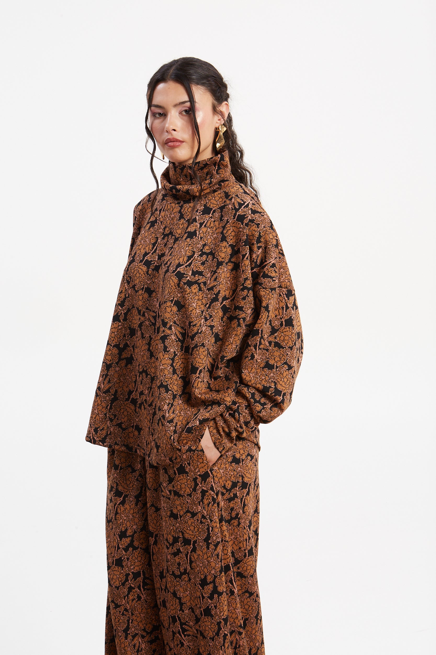 Maeve floral brown pants