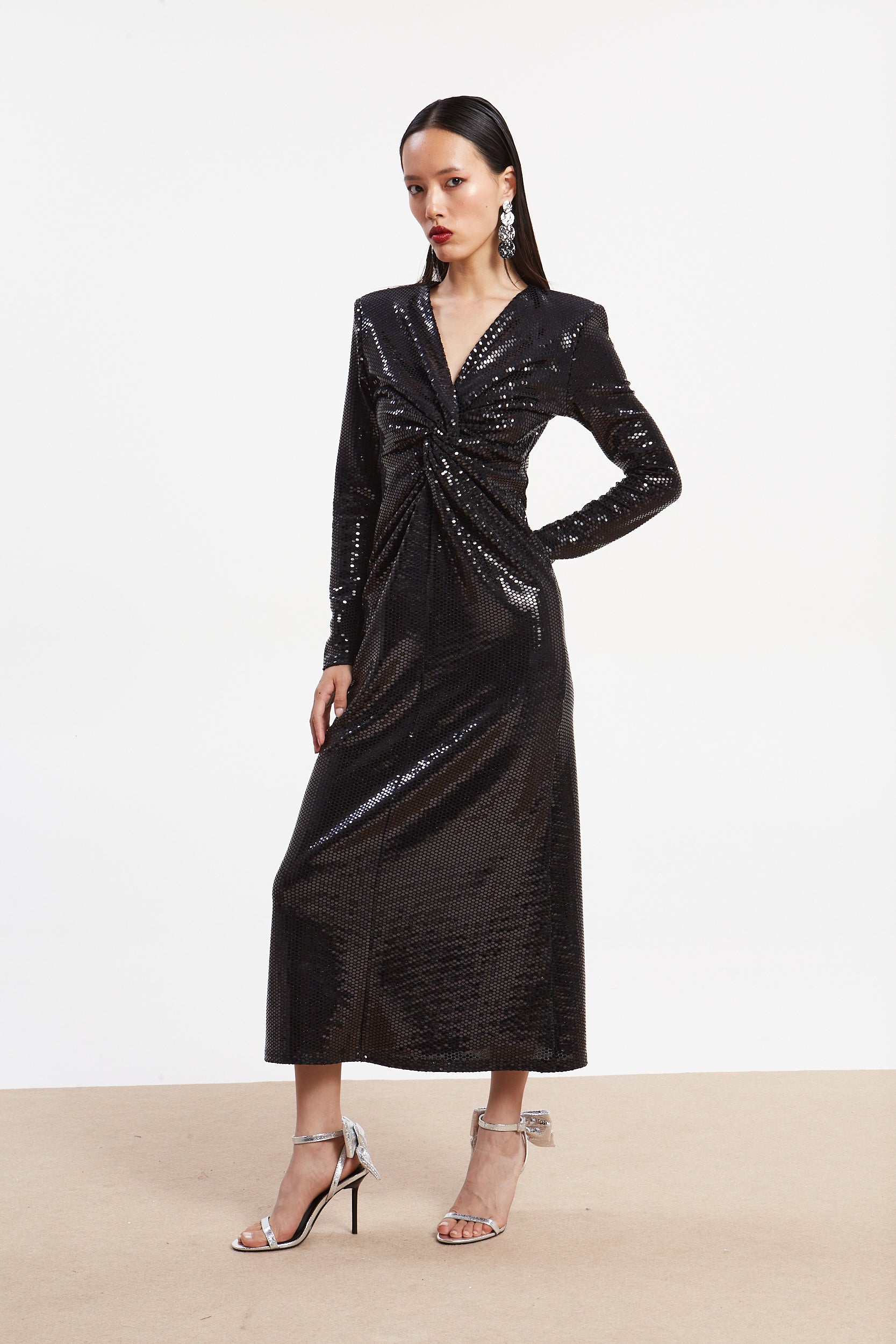 Alessia shiny black dress