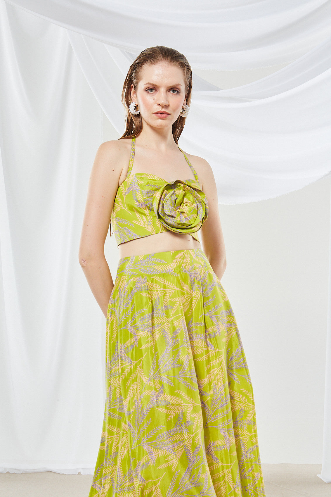 Jasmine flower top
