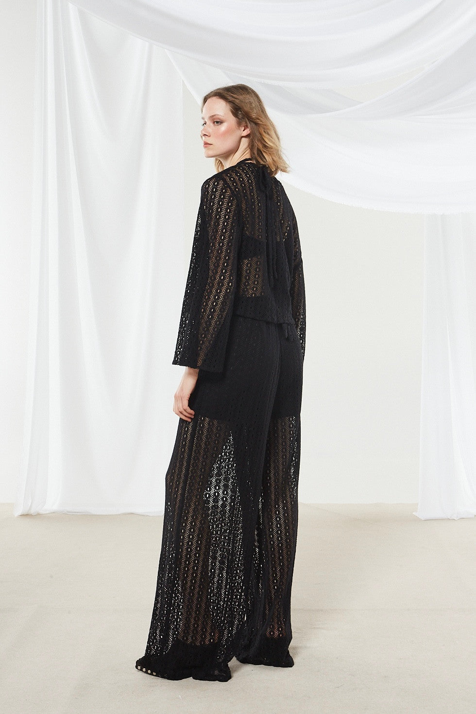 Lotus knitted black pants
