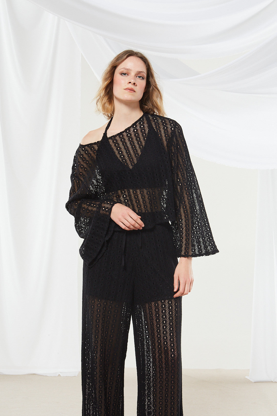 Lotus knitted black pants