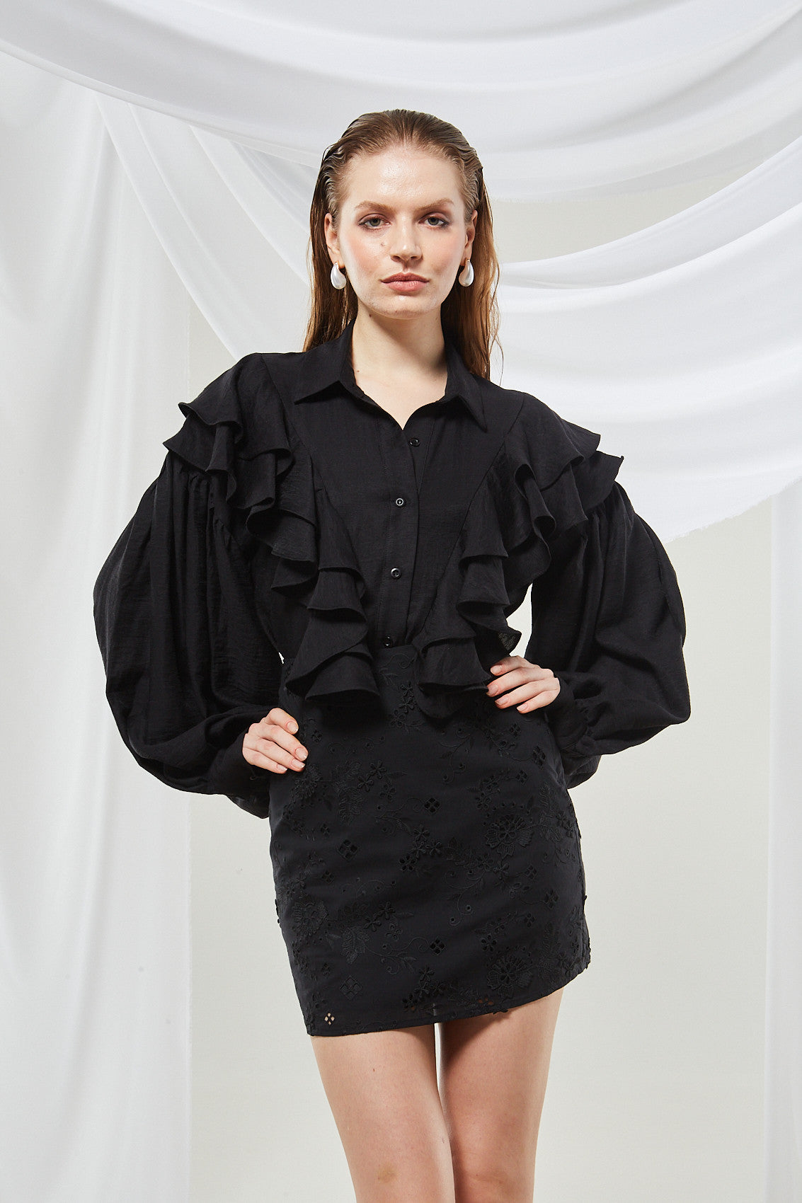 Aster broderie mini black skirt
