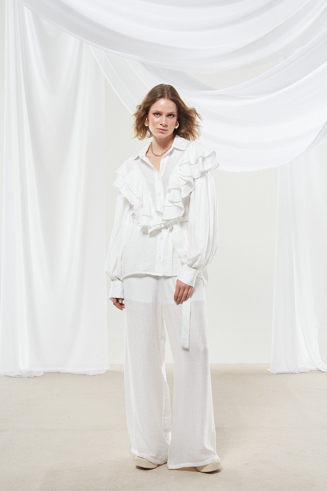 Margot white pants